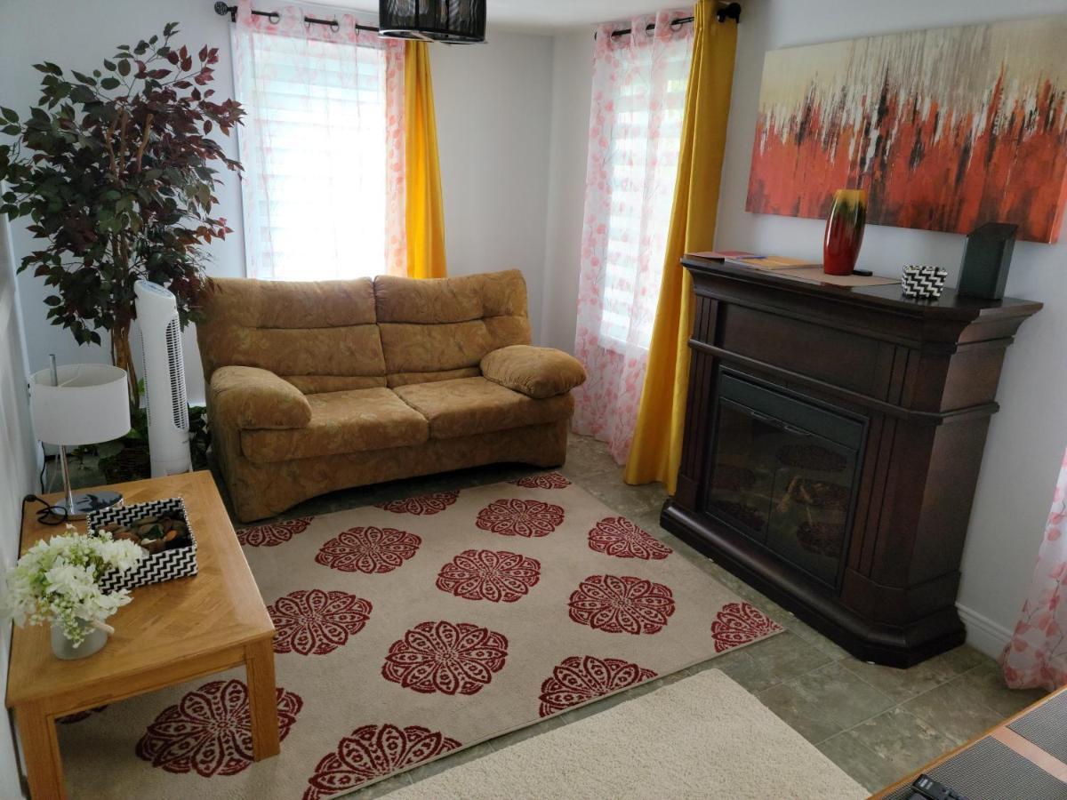 Vibrant Apartment In The Heart Of The Town Эдмундстон Экстерьер фото