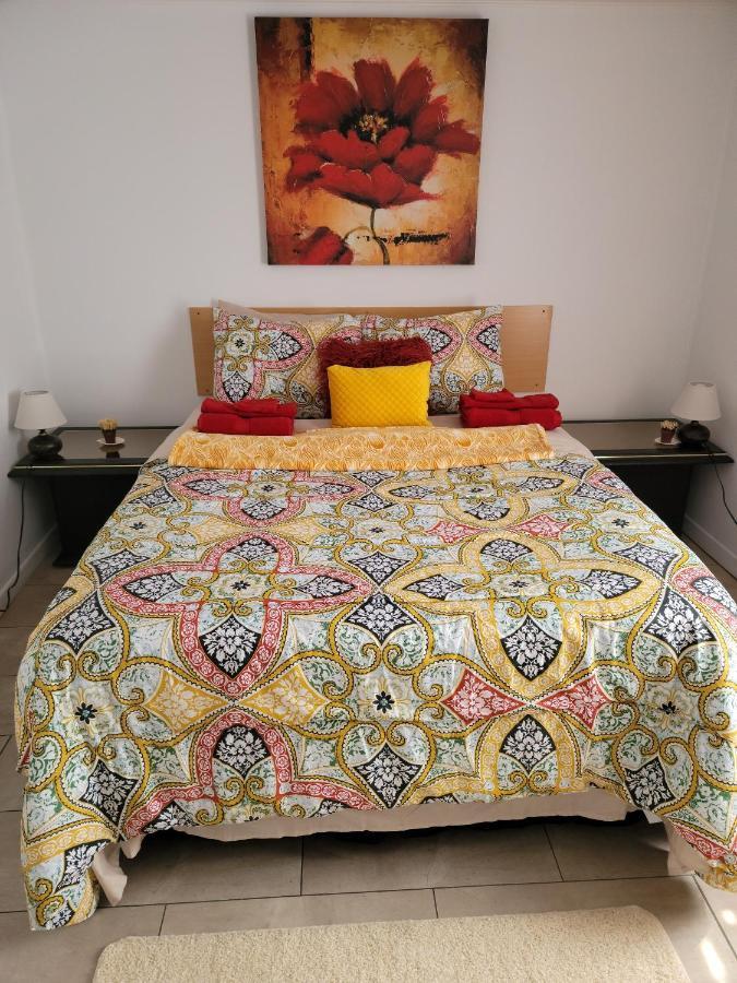 Vibrant Apartment In The Heart Of The Town Эдмундстон Экстерьер фото